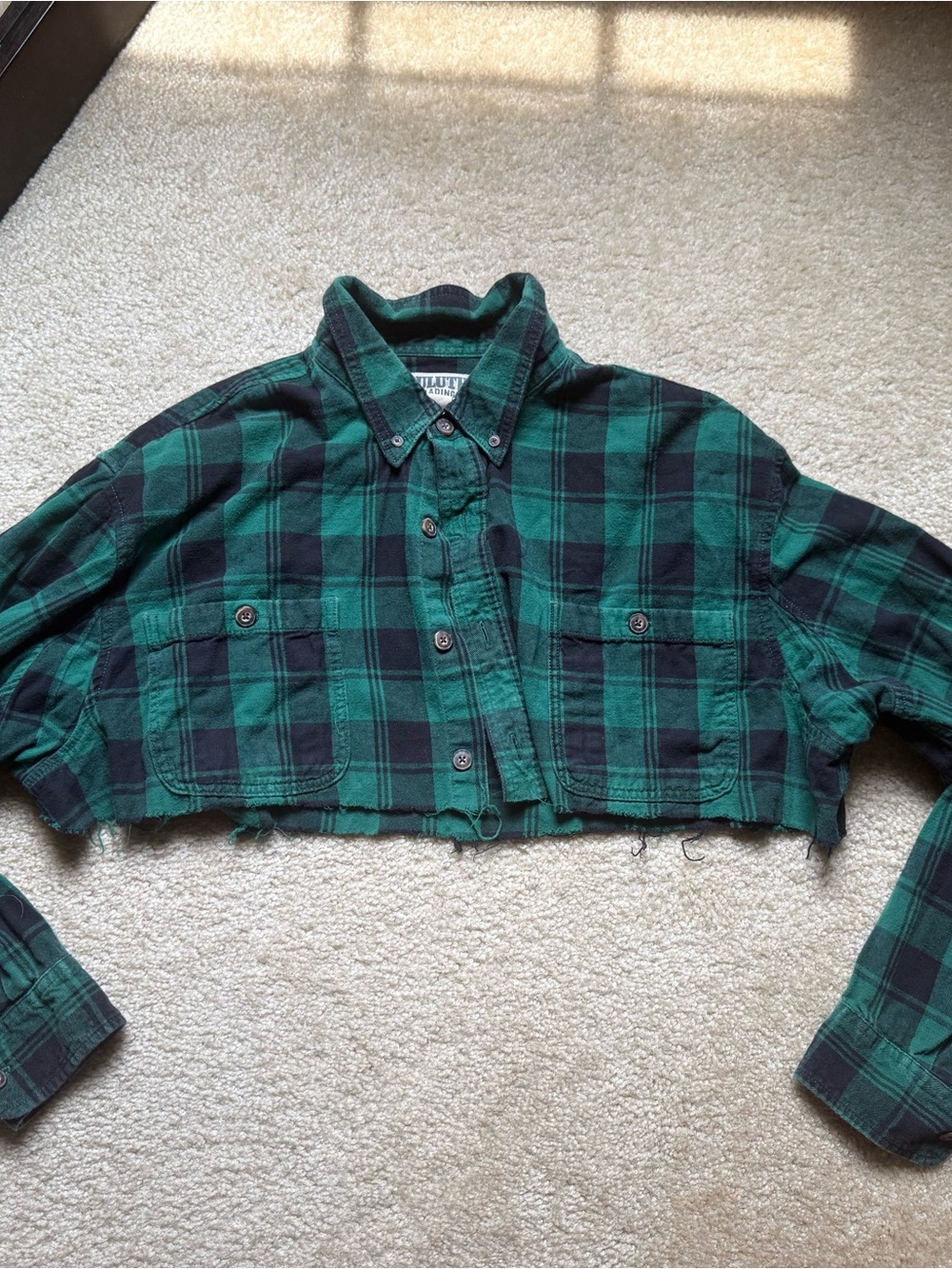 Duluth Trading Co Green and Black Plaid Button-Up Shirt